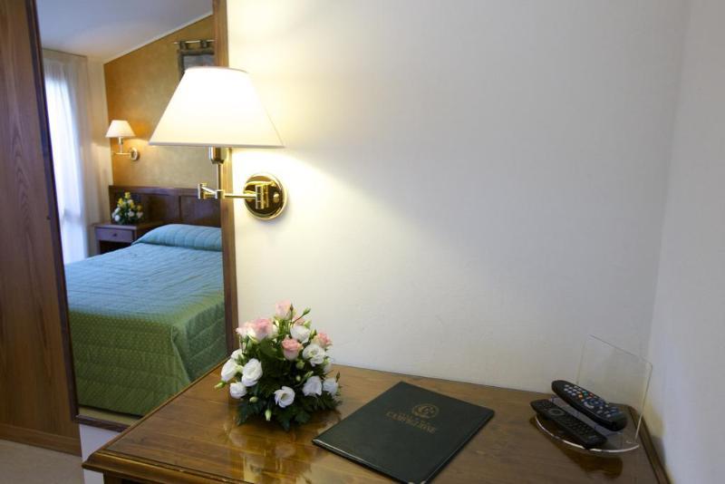 Campiglione Hotel Ассизи Экстерьер фото