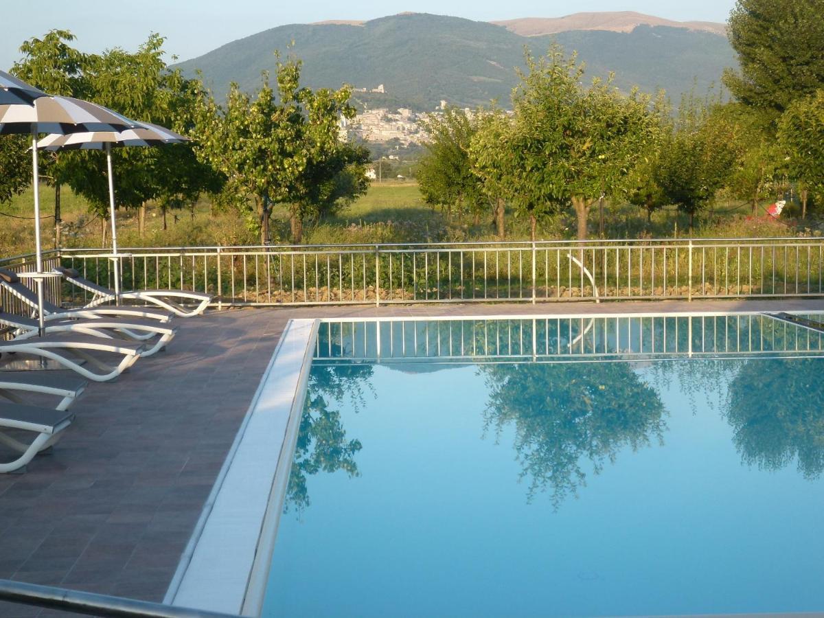 Campiglione Hotel Ассизи Экстерьер фото